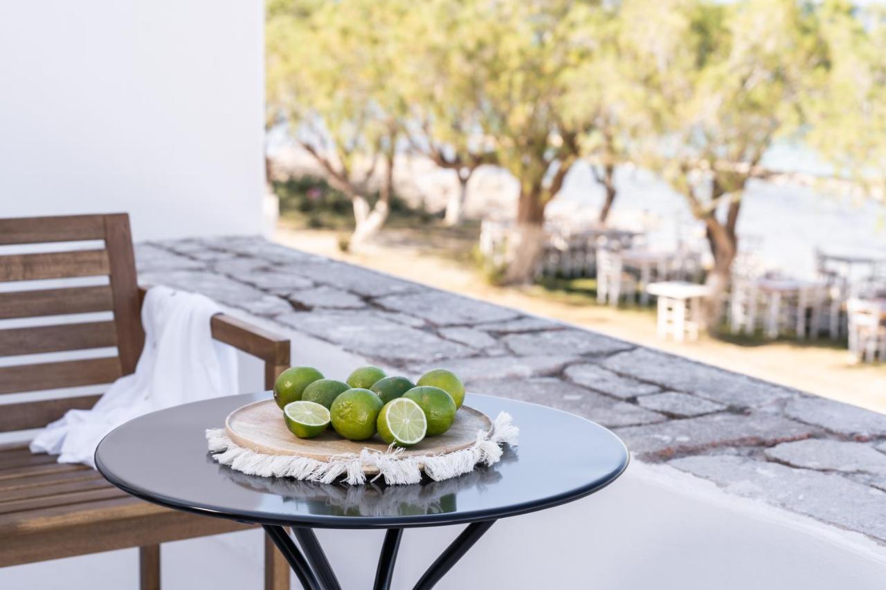 Eden Kythira Hotell Diakofti Eksteriør bilde